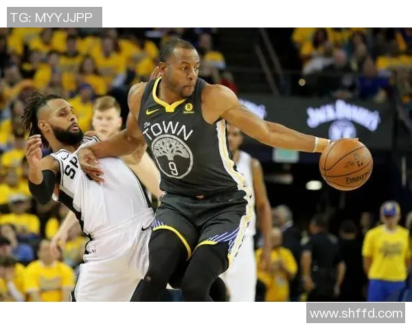 战术拆解：季后赛为何能掌控比赛节奏？