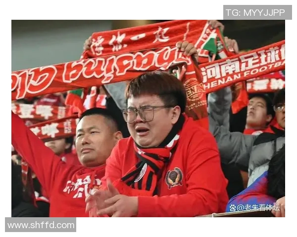 球迷故事感动全网:20年陪伴只为一场胜利 球迷故事感动全网:20年陪伴只为一场胜利