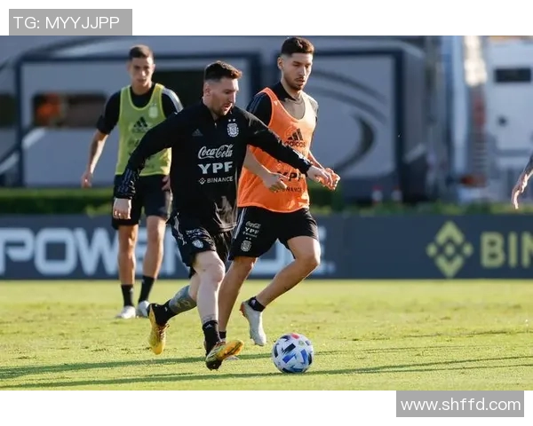 足球世界杯球队备战训练营地探秘