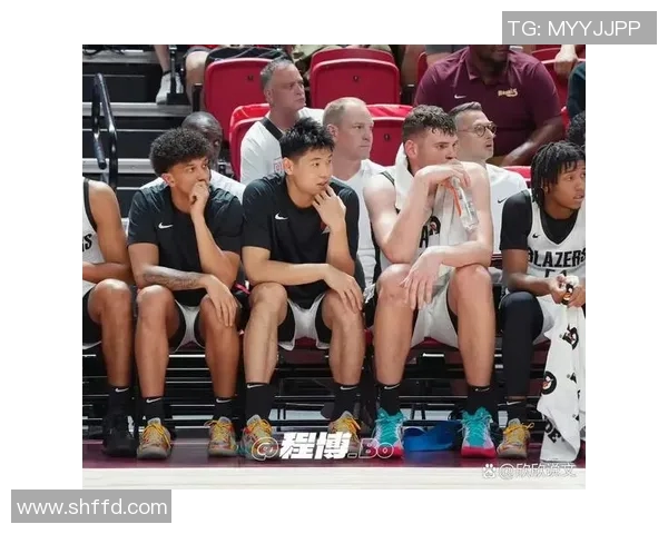 国家队球员自曝一天训练时长达到12小时 体能极限挑战背后秘密曝光 国家队球员自曝一天训练时长达到12小时 体能极限挑战背后秘密曝光