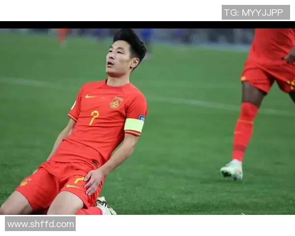 超级对决激战升级 武磊与成看点争锋引爆球迷热情 超级对决激战升级 武磊与成看点争锋引爆球迷热情